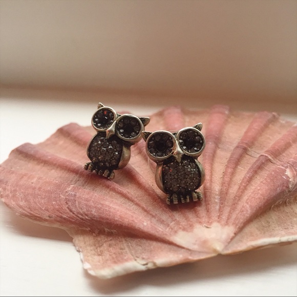 Vintage Jewelry - Mauve/Grey Cubic Zirconia Owl Earrings